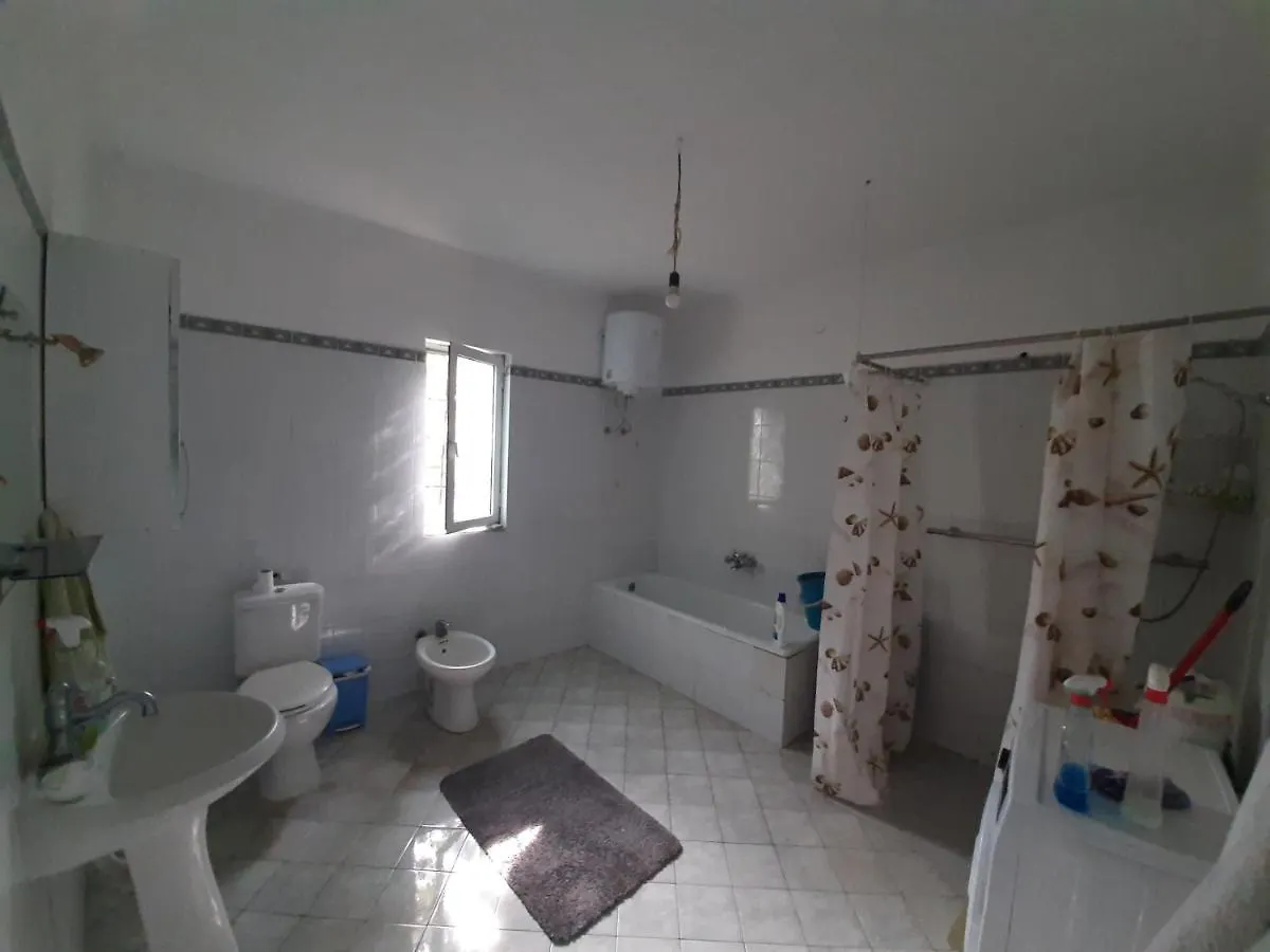 Tirana Class House2