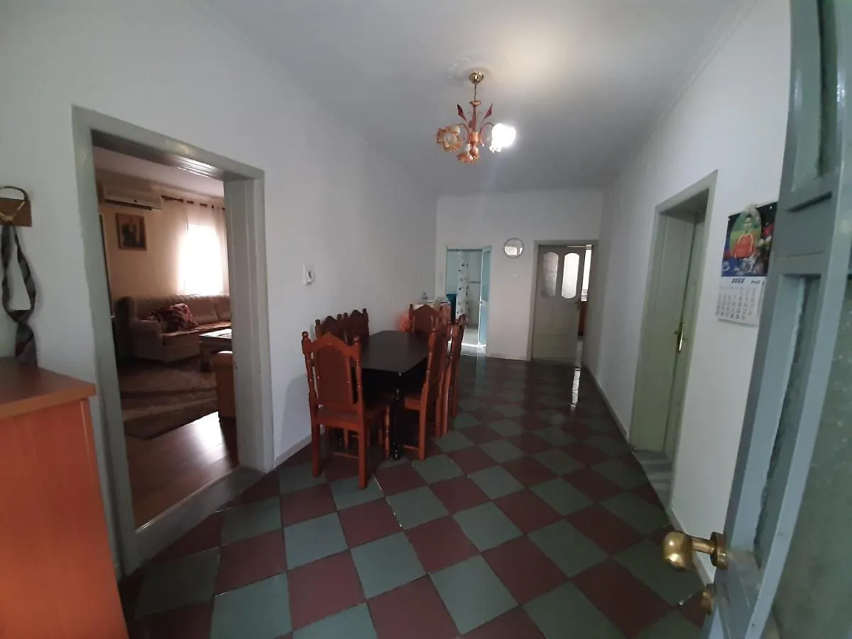 Tirana Class House2